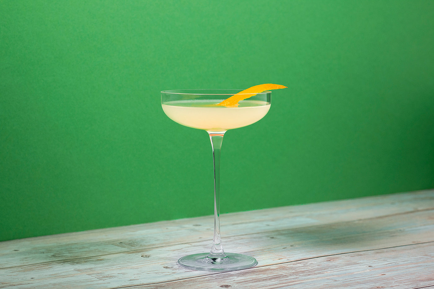 Whisky and gin cocktails