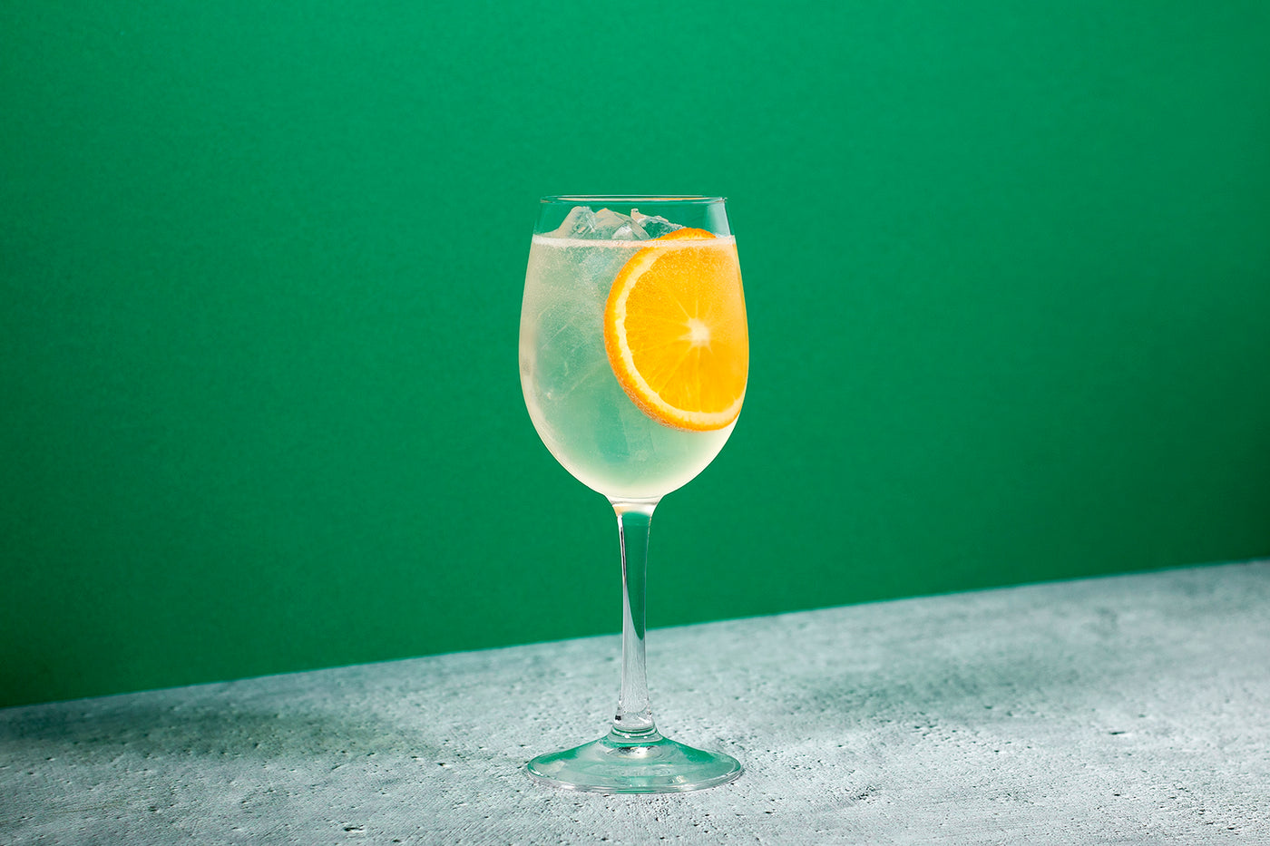 Whisky and gin cocktails