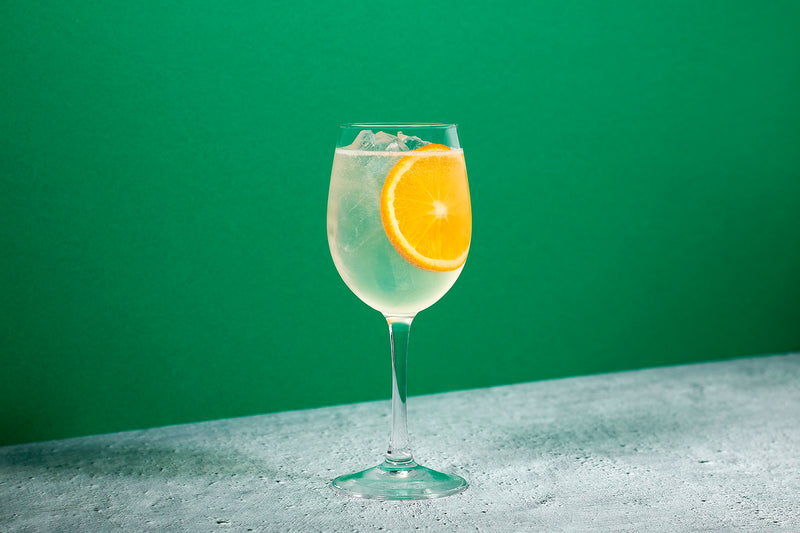 Whisky and gin cocktails