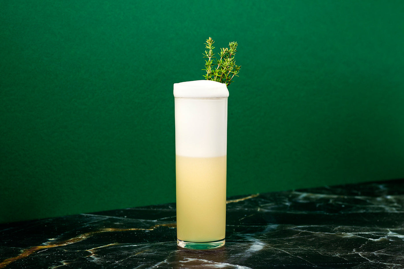 Whisky and gin cocktails